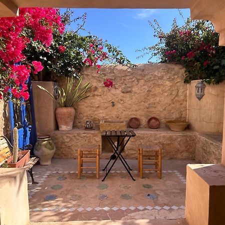 Casa Con Vistas Al Mar Y Patio De Buganvillas Aigües Extérieur photo